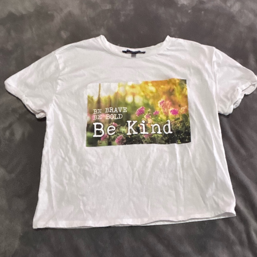 White 'Be Kind' Graphic Crop Top